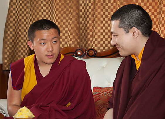 Dilgo Czientse Jangsi Rinpocze podczas audiencji u XVII Karmapy Thaje Dordże - grudzień 2010